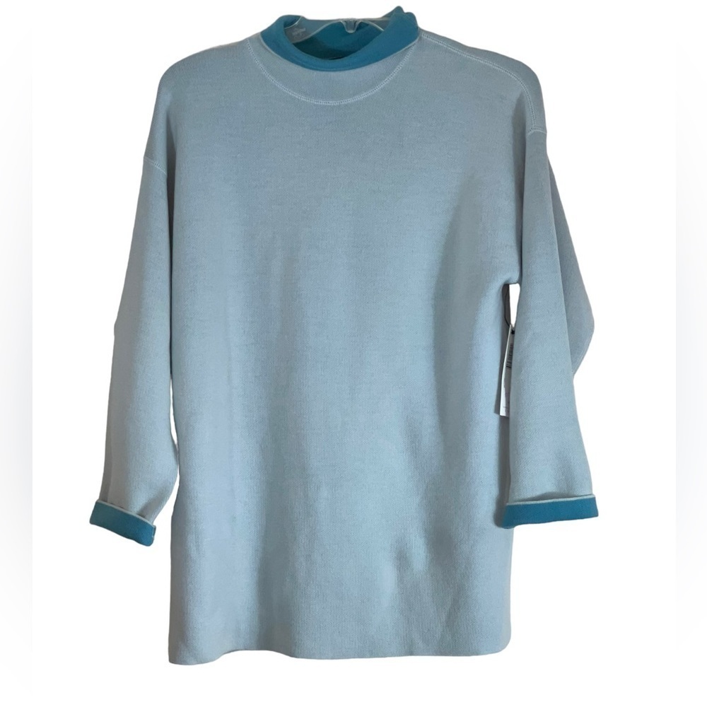 NWT - 2-piece Company by Ellen Tracy. Knit reversible top with knit pants. Sz SM
